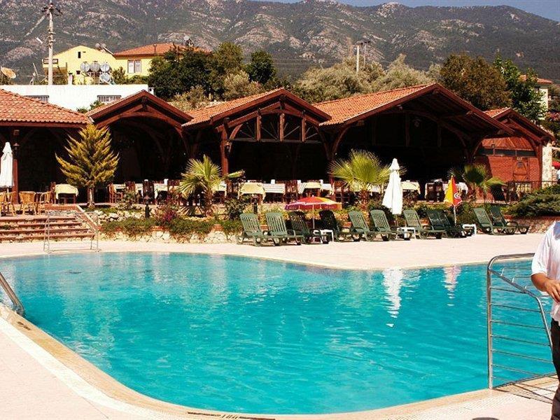 Club Pink Palace Hotel โอลลุนเดนิซ ภายนอก รูปภาพ