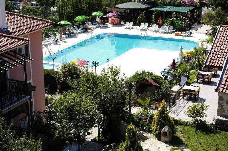Club Pink Palace Hotel โอลลุนเดนิซ ภายนอก รูปภาพ